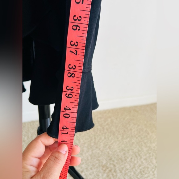 A.B.S. Petit Black Wrap Dress
Small Petit - Picture 4 of 13